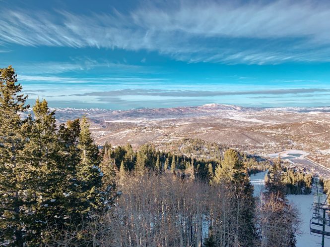 wide expansive nature mountain view with snow and mountains in the winter